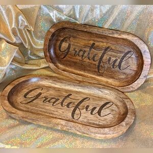 2 GRATEFUL platter/tray, solid wood, NEW